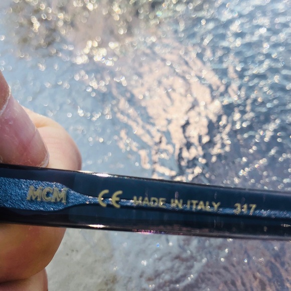 MCM Sunglass gray MCM case included - Picture 5 of 5